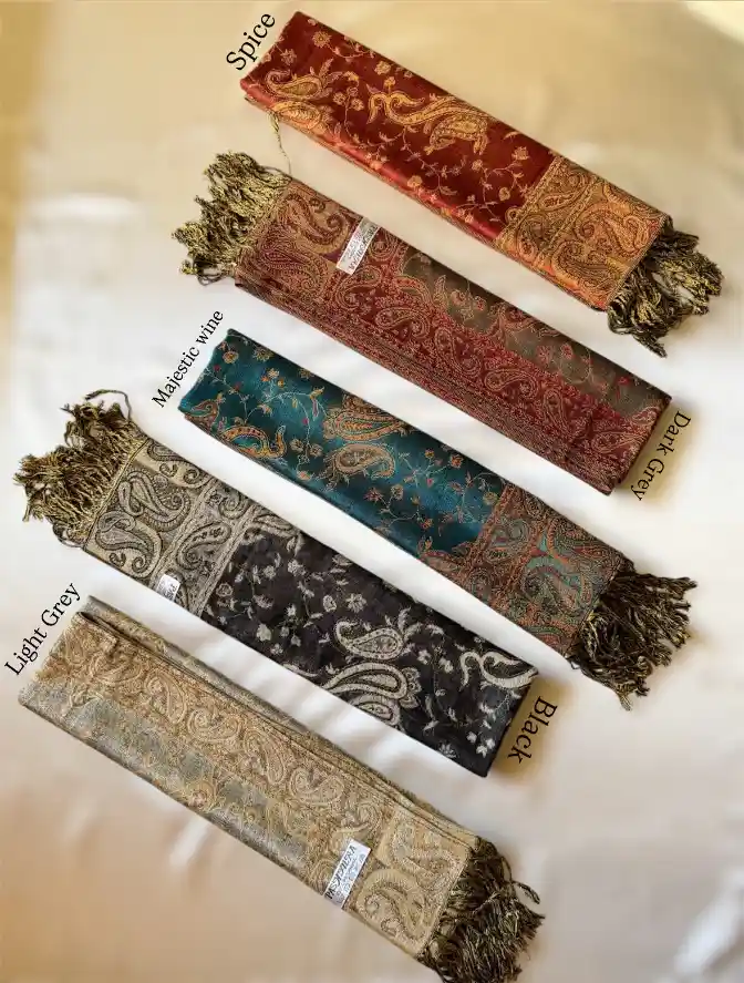 Premium Pashmina Shawl thumbnail 2